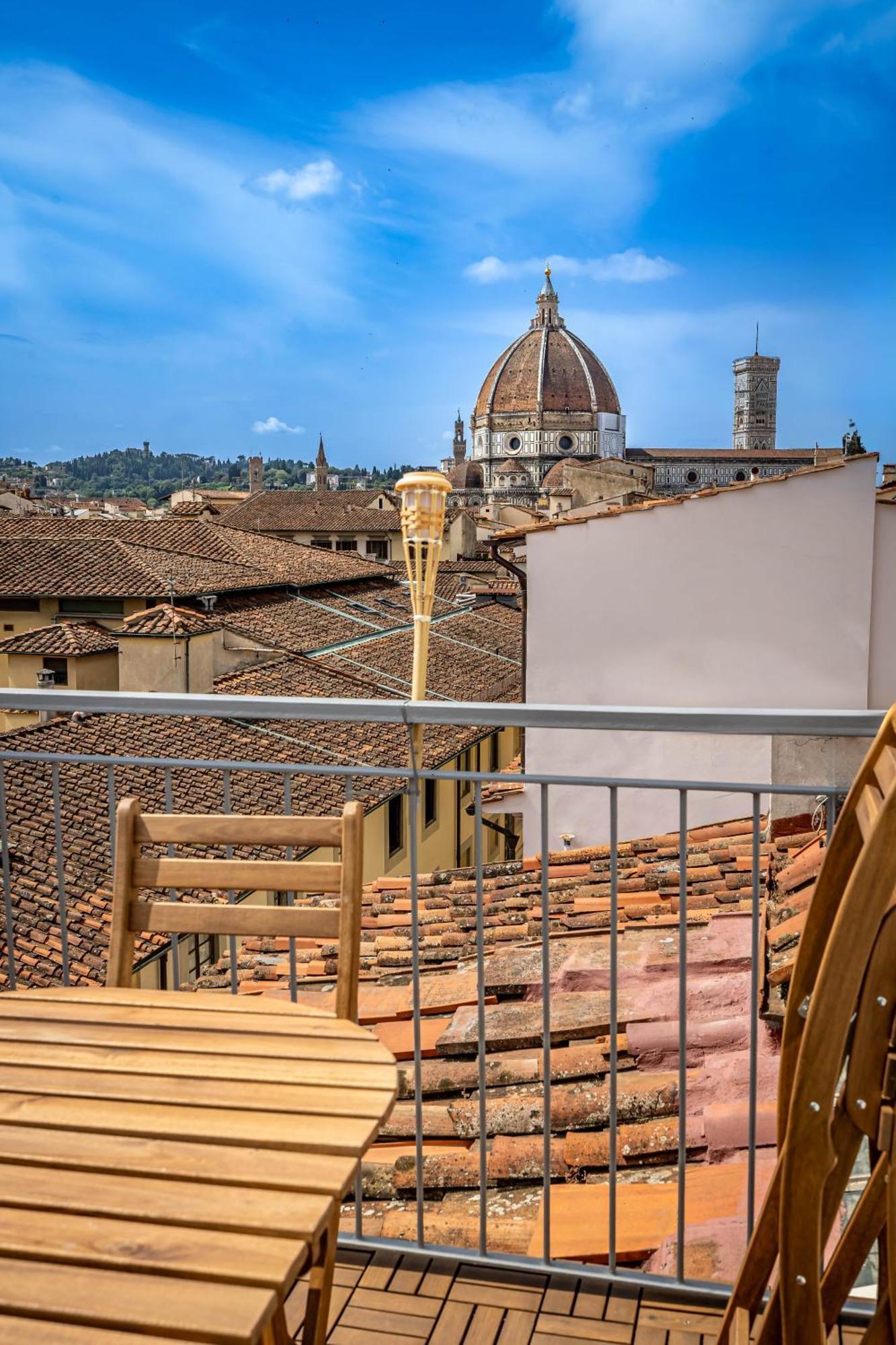 Yd Stunning Terrace On The Accademia Apartment Florence Exterior photo